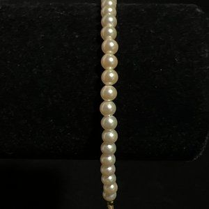 Vintage Faux Pearl Bracelet (336)
